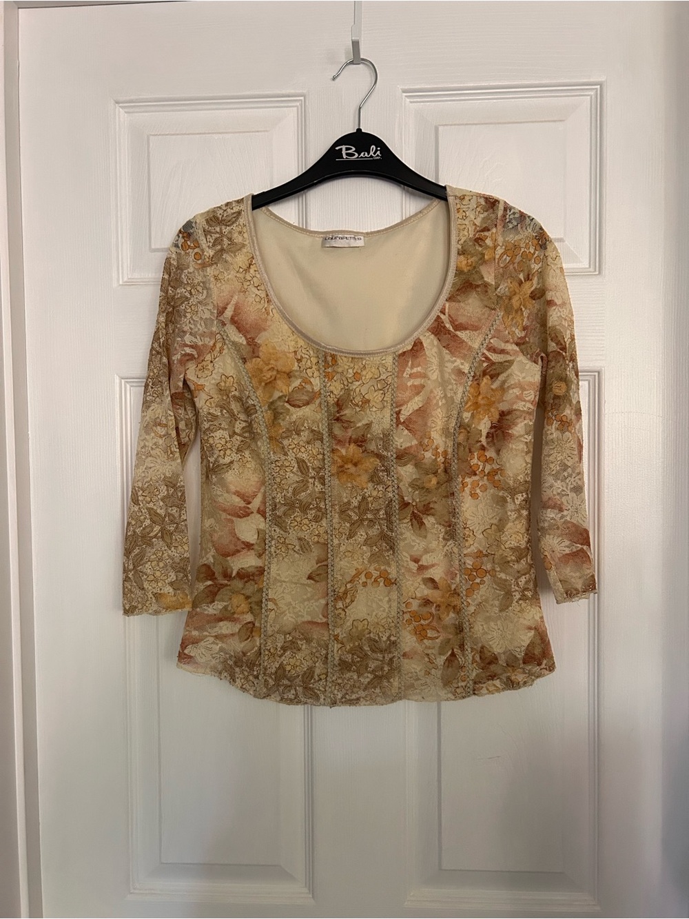 Floral Scoop Neck Vintage Top